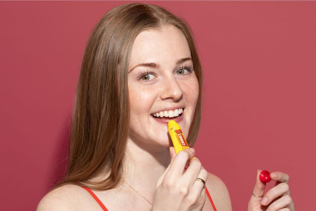 CARMEX STRAWBERRY TUBE